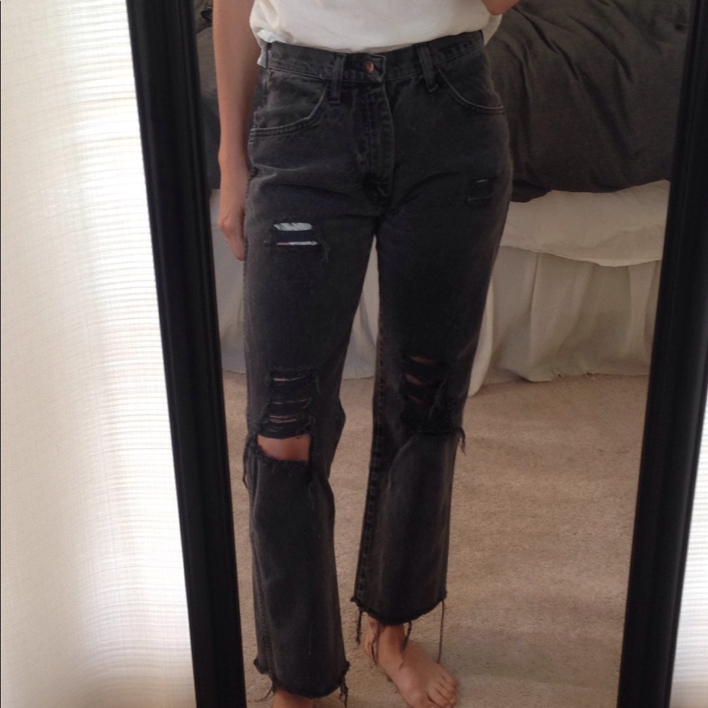 Ripped vintage jeans